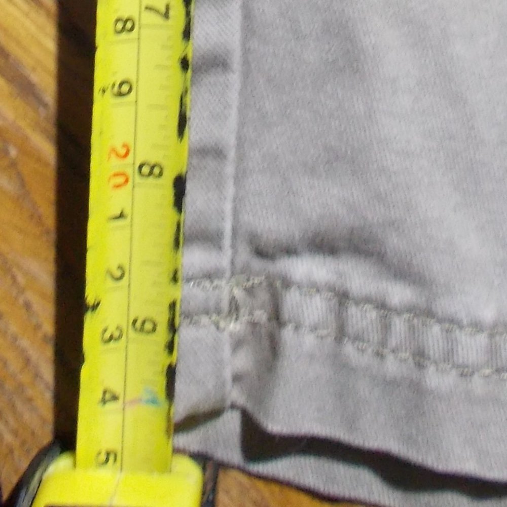 Wrangler Authentic Men's Cargo Outdoor Shorts Size 36 Color British Khaki NWOT - Picture 11 of 15